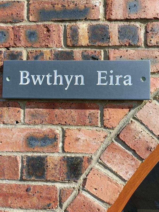 Apartamento Bwthyn Eira Llangefni Exterior foto